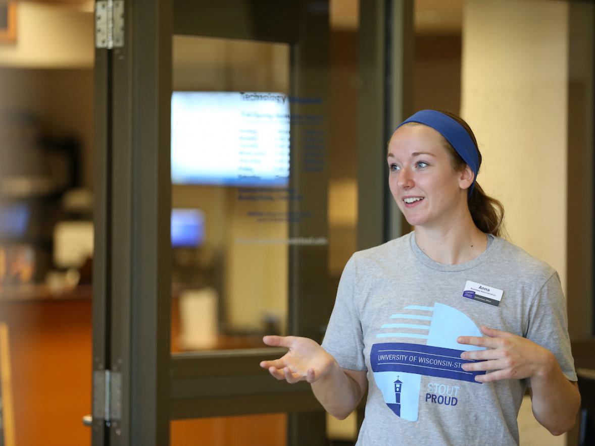 The Admissions Office hosts campus tours.